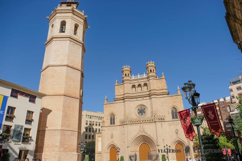 Façade de la Co-cathédrale Sainte-Marie